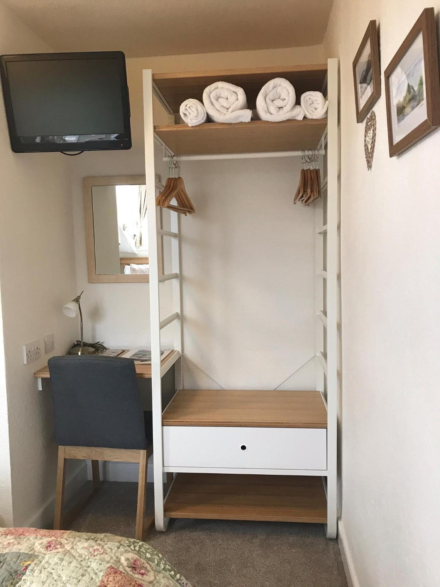 May Cottage B&B Боунес-он-Уиндермер Экстерьер фото