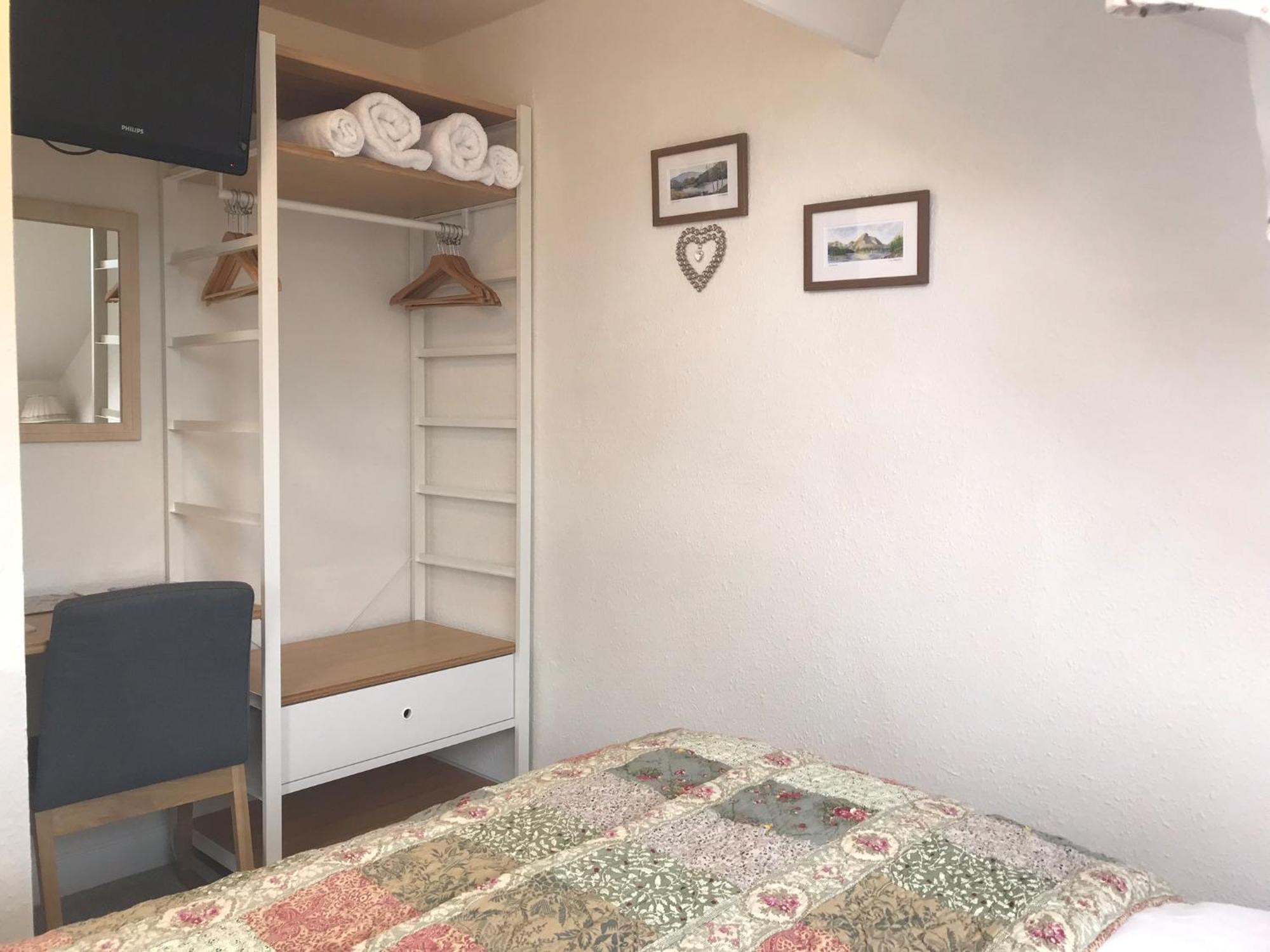 May Cottage B&B Боунес-он-Уиндермер Экстерьер фото
